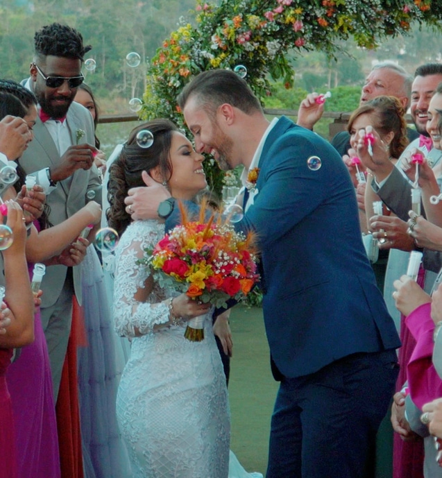 camila-vinicius-trailer